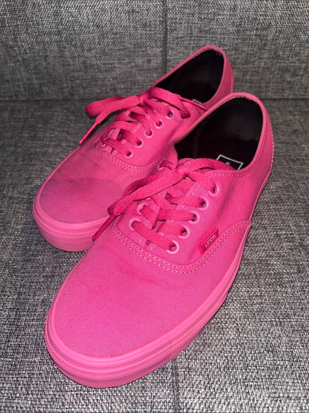 Vans Pink Canvas Low-Top Lace-Up Sneakers - Picture 2 of 9